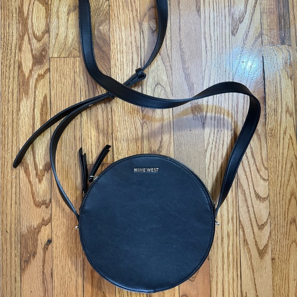 Nine West crossbody bag Purse SAME DAY SHIP - Picture 2 of 4